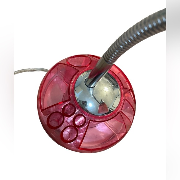 Pink lamp with organization compartments - Picture 3 of 5